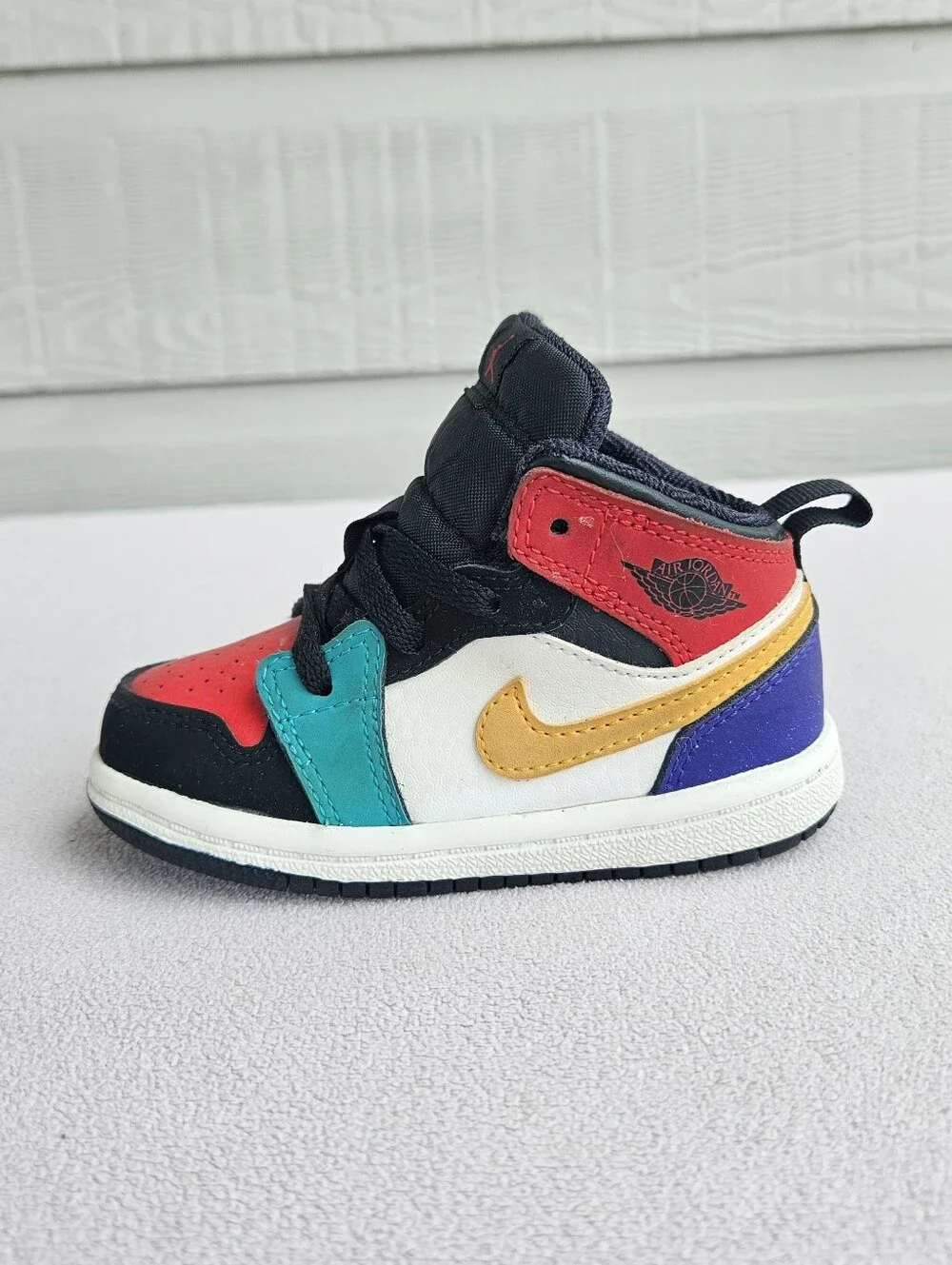 Nike Air Jordan 1 Mid TD Toddler SZ 6 Sneakers Multi-Color 90's Retro 640735-125